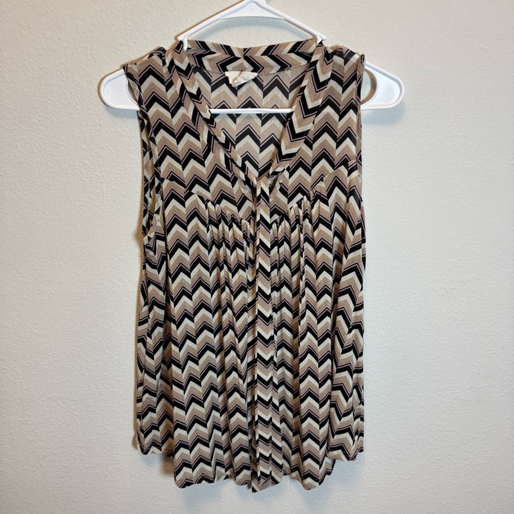 Chevron Pattern Sleeveless Blouse‎